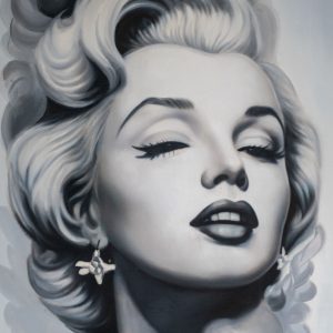 Hollywood Siren's Gaze